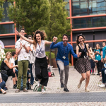 Imparare l’inglese con un (con)corso: al via la quinta edizione di Wing4Students